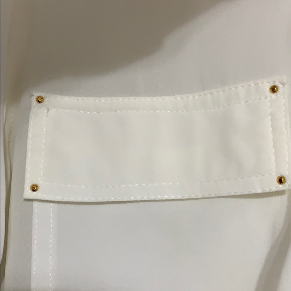 Cream button up blouse! - Picture 3 of 4